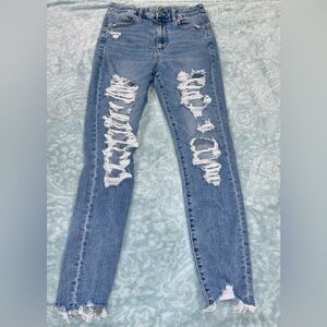 American Eagle Outfitters Light Blue Distressed Jeans